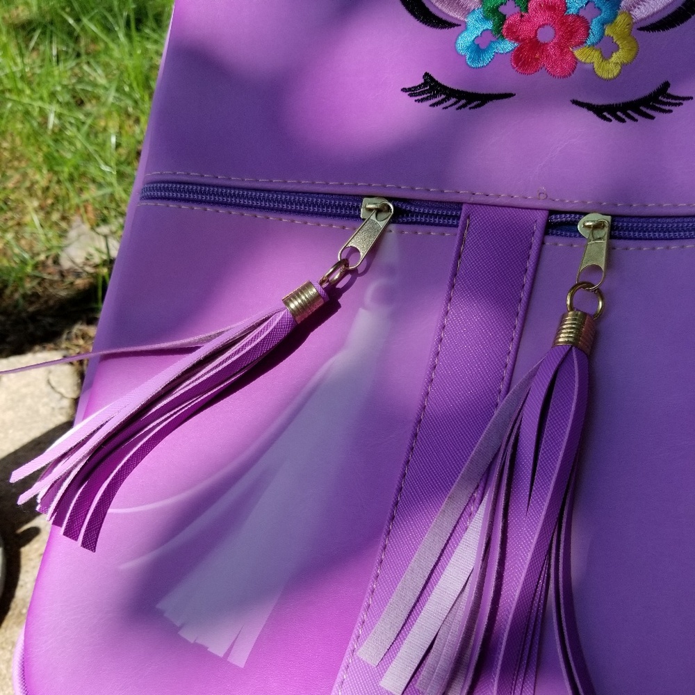 Unicorn Magic Backpack Color changes with Sun - Picture 2 of 4